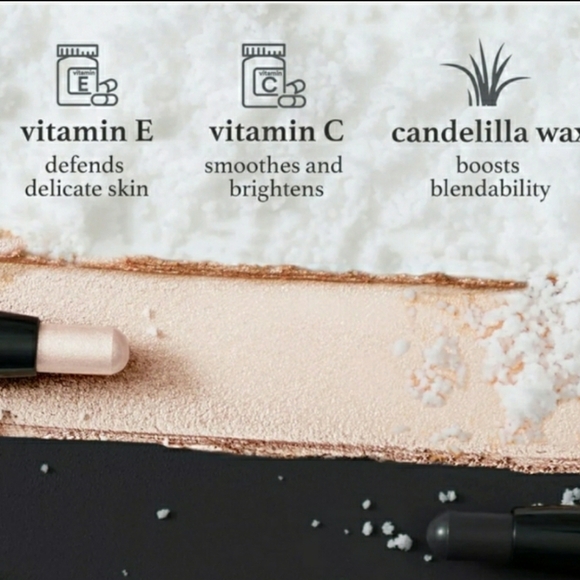 🦋 JULEP Eyeshadow 101 Crème-to-Powder Stick (in Sand Shimmer) - Picture 9 of 12